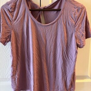 Lululemon Lavender Short Sleeve Women's Top